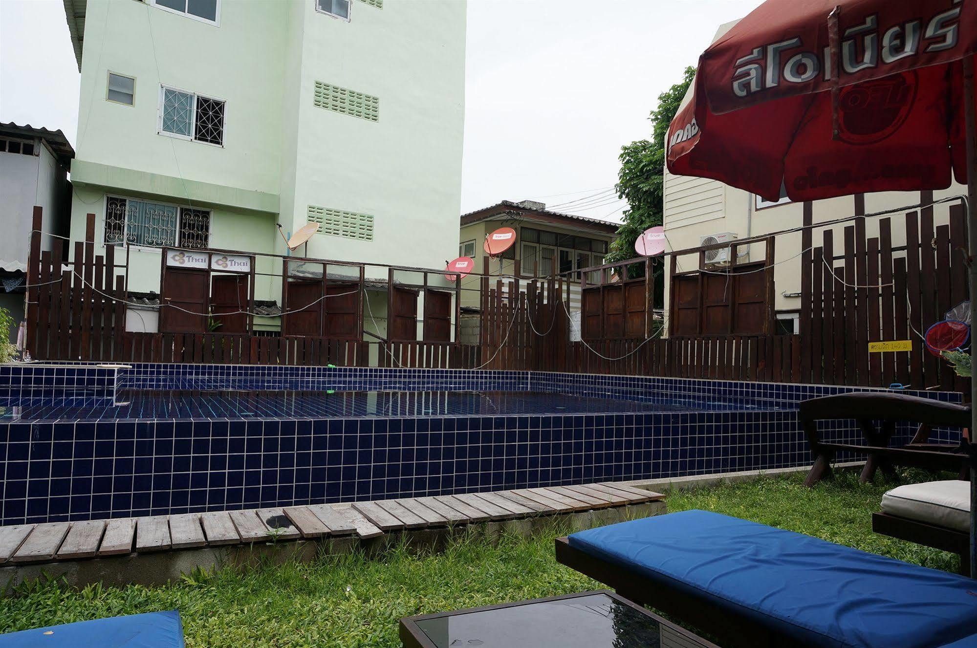 Sand Inn Hotel Hua Hin Bagian luar foto